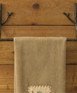 Pinecone Metal Towel Bar 16in